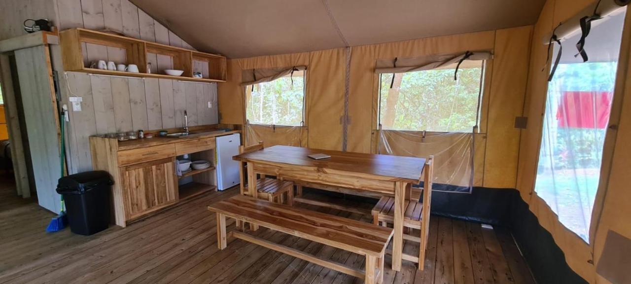 El Pulpo Safari Lodge Ojochal Eksteriør billede